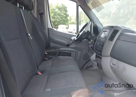 2015 Mercedes-Benz Sprinter 2500 High Roof z USA, uszkodzony, nr VIN WD3PE8CC9FP140031